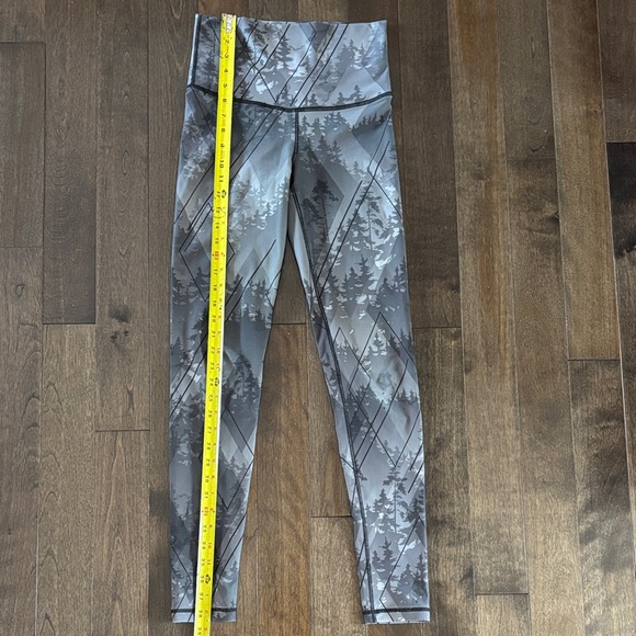Hotdame Grey Black Tree Forest Print Canadian Made Leggings Size S - Picture 4 of 6